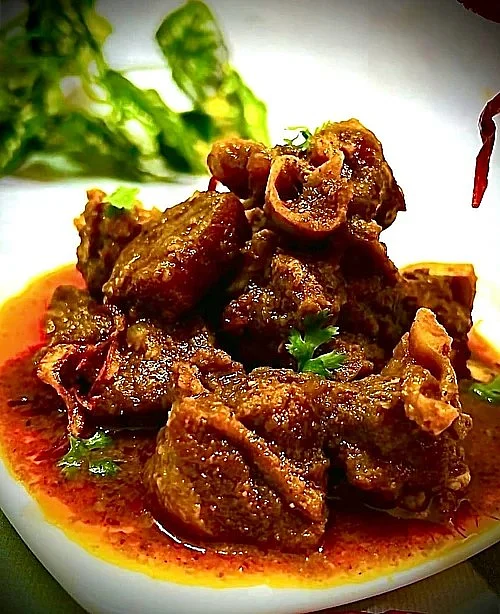সমস্যার মূল কারণ অনেক সময় হয় মাংসের মান ও সংরক্ষণ পদ্ধতি