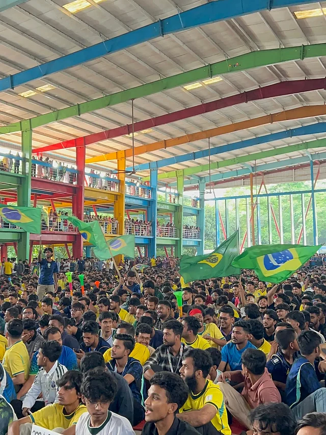 বিশ্বকাপ ফুটবল নিয়ে বাংলাদেশের মানুষের উন্মাদনা