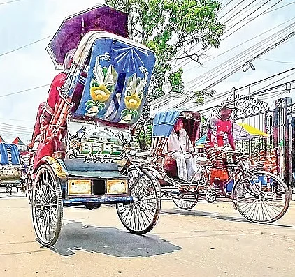 রিকশা চালালে আয় বেশি