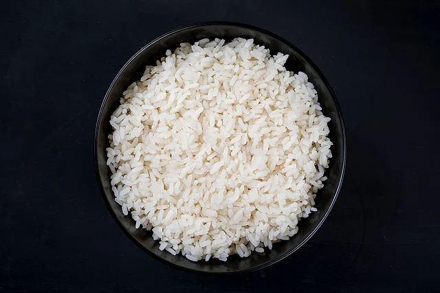 রাতে ভাত খেলে মেদ জমার ধাণা সঠিক নয়