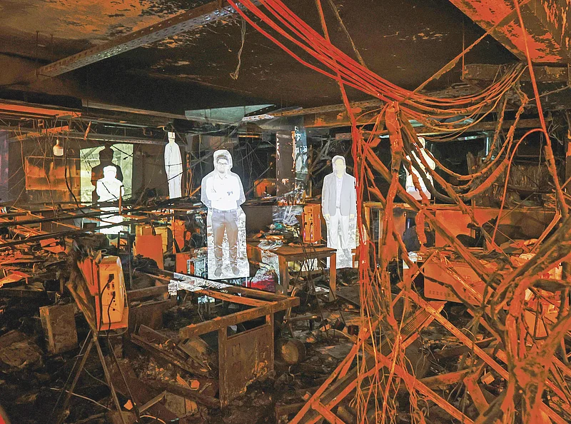 A video captures Prothom Alo staff narrating the harrowing details of the attack that occurred that day.