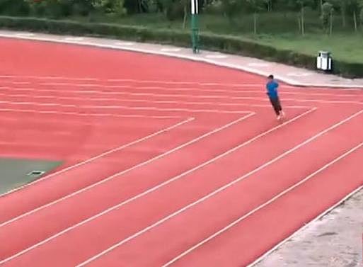 The rectangular running track was built as a part of a major refurbishment of a 10,000 square foot stadium in Tonghe County in the northeastern Heilongjiang province. Photo:TV grab