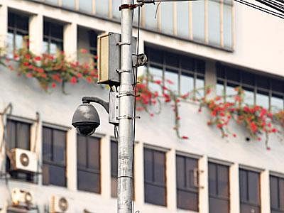 A closed CC camera in front of city's SAARC fountain. Prothom Alo