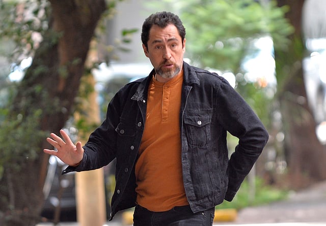 Mexican actor Demian Bichir gestures during an interview with AFP on September 22, 2016 in Mexico City. The actor spoke about his new film about the earthquake happened in Mexico City in 1985 '7:19'. Photo: AFP