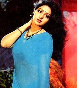 Another song of Mr India Kate Nahi, Kat-te broke records of all time. The song created quite a controversy at the time for the stunning sheer chiffon sari she wore.