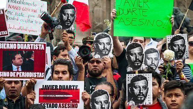 In this file photo Mexicans are seen in a protest after Rubén Manuel Espinosa Becerril, a Mexican journalist was killed in Narvate, Mexico City in 2015. Photo: Collected