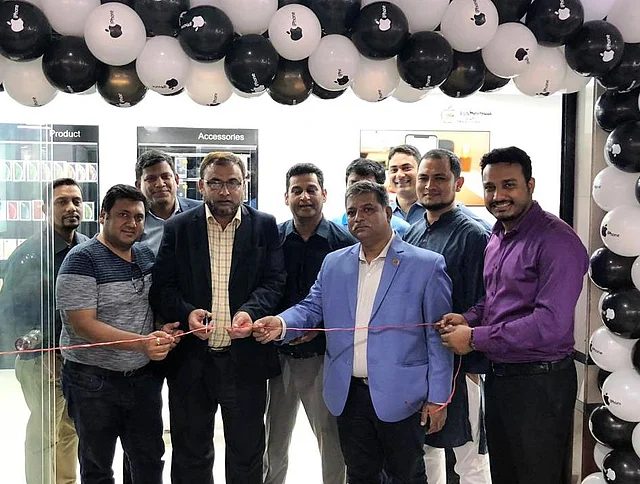 Apple authorised iStore now in Dhaka. Photo: Collected