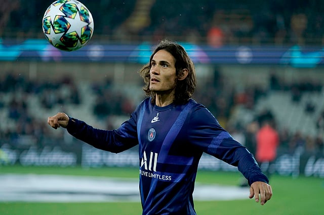 Paris Saint-Germain`s Uruguayan forward Edinson Cavani warm up prior the UEFA Champions League Group A football match between Brugge and Paris Saint-Germain`s (PSG) on 22 October 2019 at the Jan Breydel stadium in Bruges. Photo: AFP