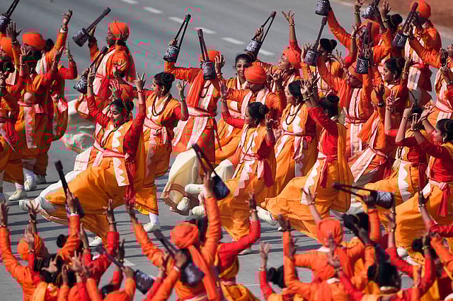 Schoolchildren dance on Rajpath during the Republic Day parade in New Delhi on January 26, 2020. Huge crowds gathered for India`s Republic Day parade on 26 January 2020. Photo: AFP