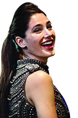 নার্গিস ফখরি