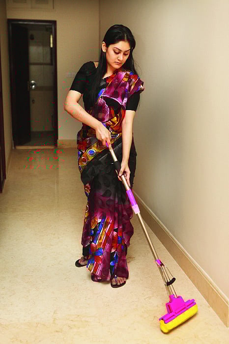 ঘর মুছতে মব