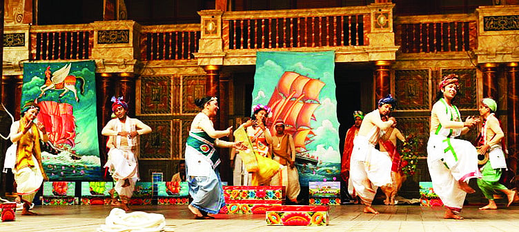 লন্ডনের গ্লোব থিয়েটারে ‘দ্য টেম্পেস্ট’ নাটকের মঞ্চায়ন