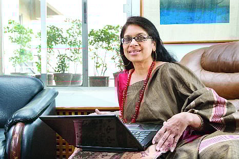 সারা যাকের