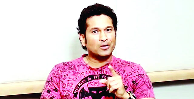 ক্রিকেটের মহানায়ক শচীন টেন্ডুলকার সম্প্রতি সব ধরনের ক্রিকেট থেকে অবসর নিয়েছেন