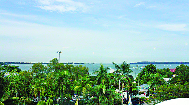 ইন্দোনেশিয়া বা সিঙ্গাপুর গেলে ঘুরে আসতে পারেন বাটাম দ্বীপপুঞ্জে। ছবি: লেখক