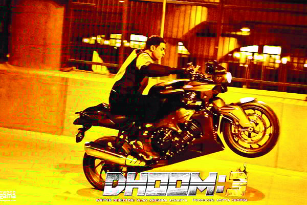 ধুম থ্রি ছবিতে আমির খান