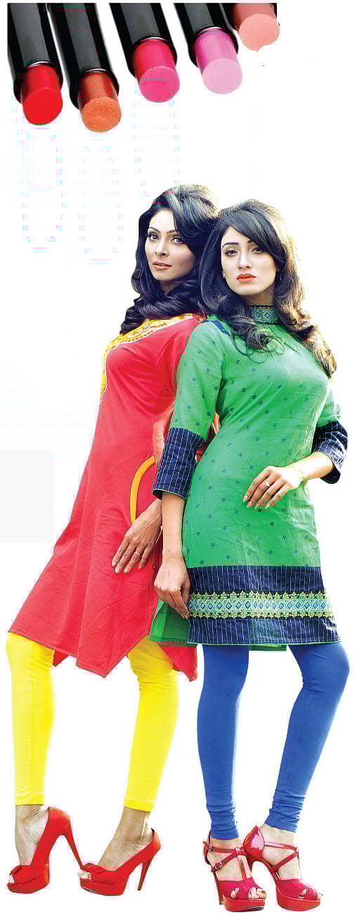 লিপস্টিক উজ্জ্বল হলে চোখের সাজ হালকা হবে