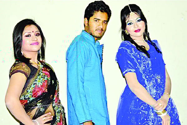 তিন বছর পরে সাংস্কৃতিক অনুষ্ঠান, তাই আনন্দের উচ্ছ্বাসও ছিল বাঁধভাঙা