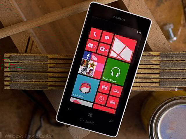 উইন্ডোজনির্ভর নকিয়ার স্মার্টফোন