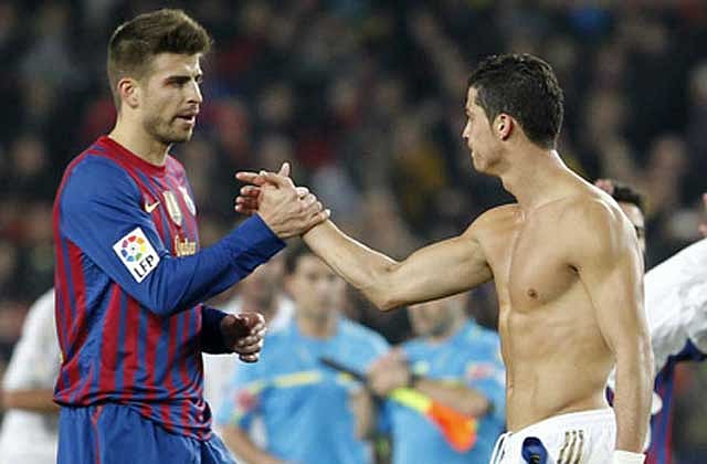 শত্রুতা ভুলে রোনালদোকে প্রশংসার বন্যায় ভাসালেন পিকে।