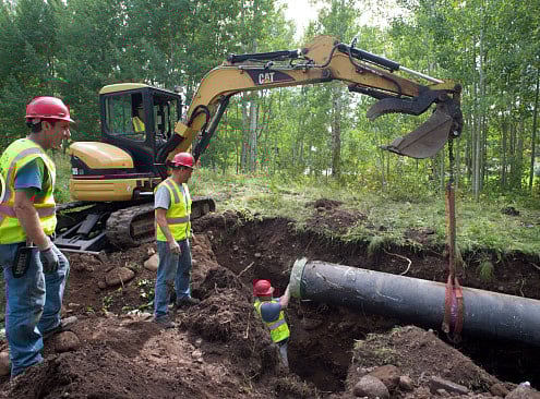 মাটির নিচে মাউসের খোঁজে