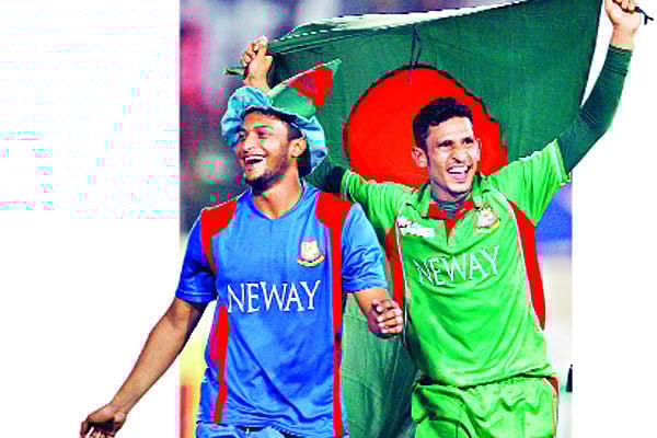 কী আনন্দ! ভারতের পর শ্রীলঙ্কাকেও হারিয়ে ফাইনালে ওঠার পর সাকিব ও নাসির