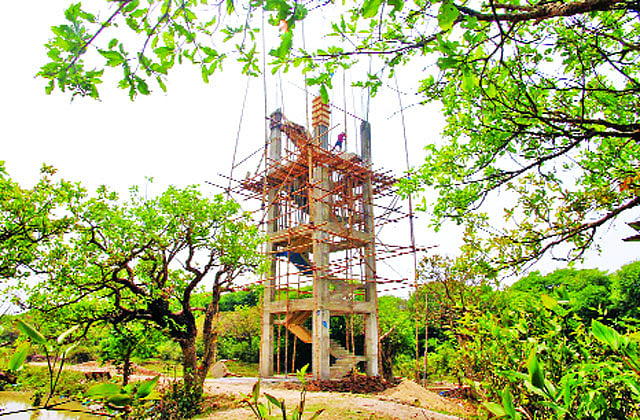 রাঙাকুড়ি এলাকায় নির্মিত হচ্ছে পর্যবেক্ষণ টাওয়ার । প্রথম আলো