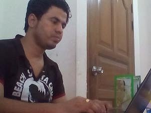 বাংলাদেশি ফ্রিল্যান্সার শফিউল আলম কাজ করছেন