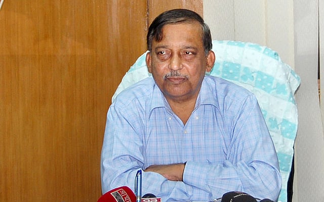 আসাদুজ্জামান খান