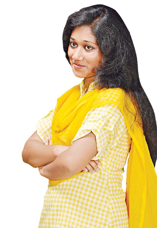 ফাতেমা-তুজ-জোহরা খুলনা বিএল কলেজের শিক্ষার্থী