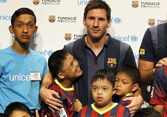 শিশু হত্যাকারীদের পক্ষে নই, বললেন মেসি।