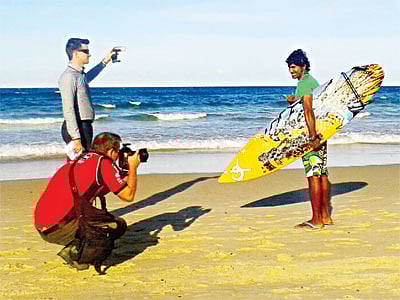 অস্ট্রেলিয়ার সৈকতে জাফর আলম