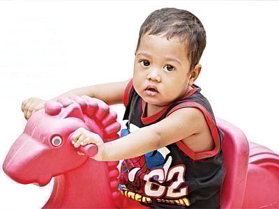 ঘরে ফেরার অপেক্ষায়