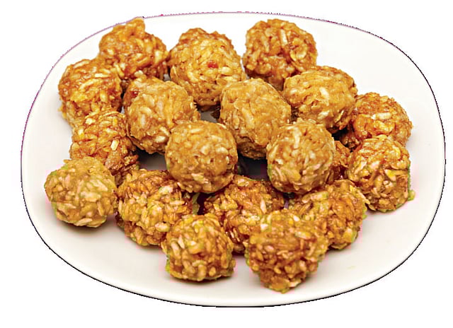 তাল-চিড়ার নাড়ু