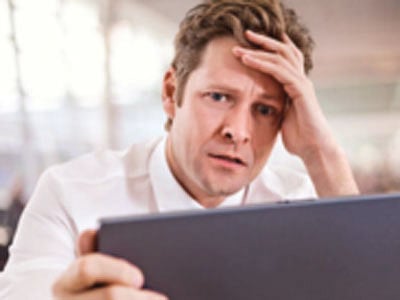 চাকরি করেও ঘুচছে না অভাব: সচ্ছলতা ফিরতে লাগবে ১৩৭ বছর!