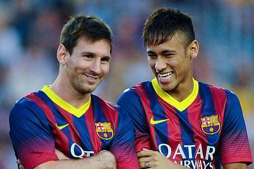 আলো ছড়াচ্ছে মেসি-নেইমার জুটি। ছবি রয়টার্স।