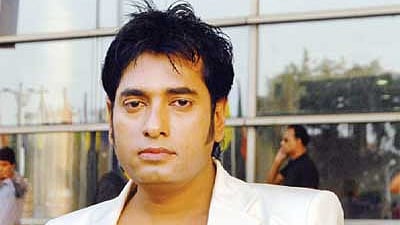 অনন্ত জলিল