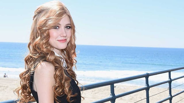 যুক্তরাষ্ট্রের ক্যালিফোর্নিয়ার সান্তা মনিকা শহরে এমটিভির ‘হ্যাপিল্যান্ড’ অনুষ্ঠানে মার্কিন অভিনেত্রী ক্যাথেরিন ম্যাকনামারা। ছবিটি বুধবার প্যাসিফিক পার্ক থেকে তোলা। ছবি: এএফপি