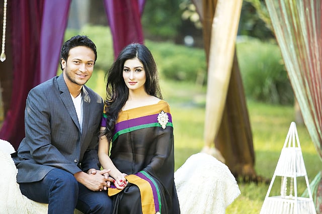 সাকিব আল হাসান ও উম্মে অাহমেদ শিশির