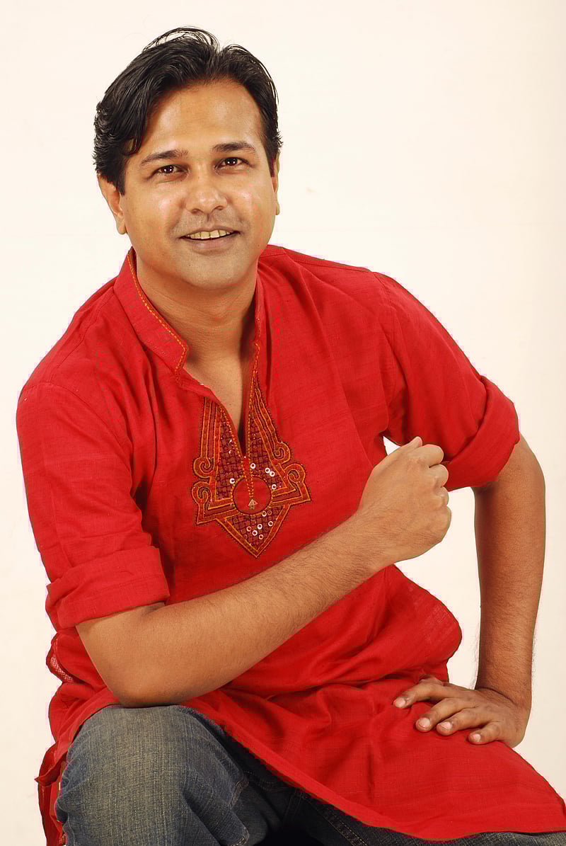 আসিফ আকবর