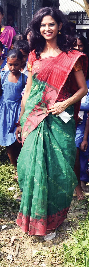 মায়াদ্বীপ জেলে শিশু পাঠশালায়