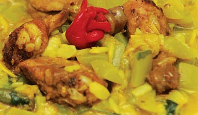 মুরগির মাংসে কচি লাউ