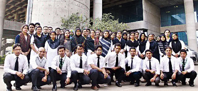 ফাস্ট ট্র্যাক ফিউচার লিডার প্রশিক্ষণ নিয়ে আপনিও তৈরি হতে পারেন আগামীর জন্য। ছবিটি আগারগাঁও কম্পিউটার কাউন্সিল থেকে তুলেছেন জাহিদুল করিম