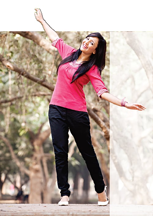 কোথাও আমার হারিয়ে যেতে নেই মানা...এর নামই স্বাধীনতা? মডেল: সাবিলা। ছবি: কবির হোসেন