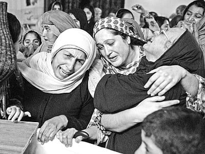 গত ১৬ ডিসেম্বর পাকিস্তানের উত্তর-পশ্চিম প্রান্ত খাইবার পাখতুনখাওয়া প্রদেশের রাজধানী পেশোয়ারে তেহরিক-ই-তালেবান পাকিস্তান (টিটিপি) একটি স্কুলে হামলা করে ১৩২ ছাত্রসহ ১৪১ জনকে হত্যা করে