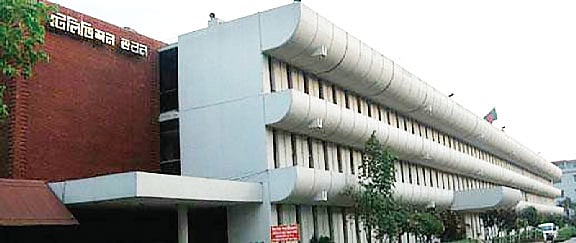 বিটিভির ‘ঊর্ধ্বতন হিসাবরক্ষক’ পদের পরীক্ষা স্থগিত