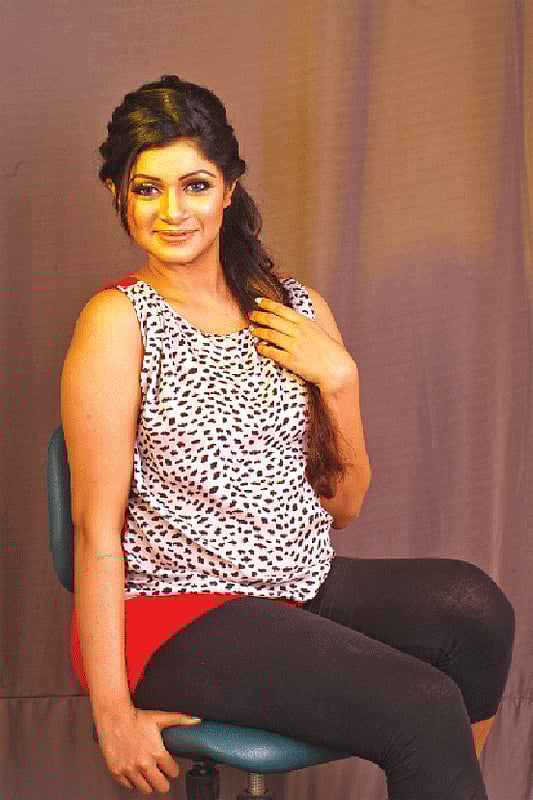 গর্ভকালীন সময়টায় ঢিলেঢালা আরামদায়ক পোশাকই পরতেন সোহানা সাবা। ছবিটি সেপ্টেম্বর মাসে তোলা।