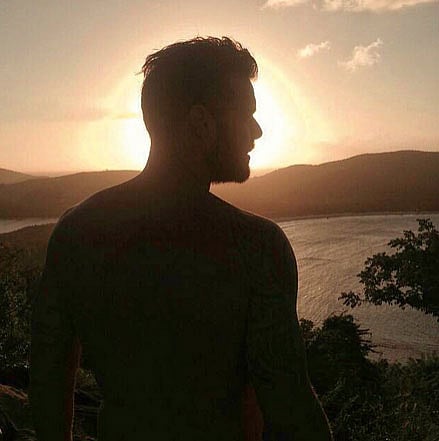 সূর্যাস্তের সময় তোলা এই ছবিটি ইন্সটাগ্রামে পোস্ট করেছেন রিকি মার্টিন