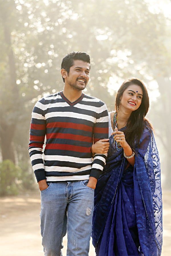 মুগ্ধতা যেন থাকে সব সময়, অনাবিল হয়ে ওঠে দাম্পত্য। মডেল: বাপ্পা ও অর্পিতা। ছবি: সুমন ইউসুফ