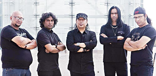 এলআরবি ব্যান্ডের সদস্যরা l ছবি: প্রথম আলো